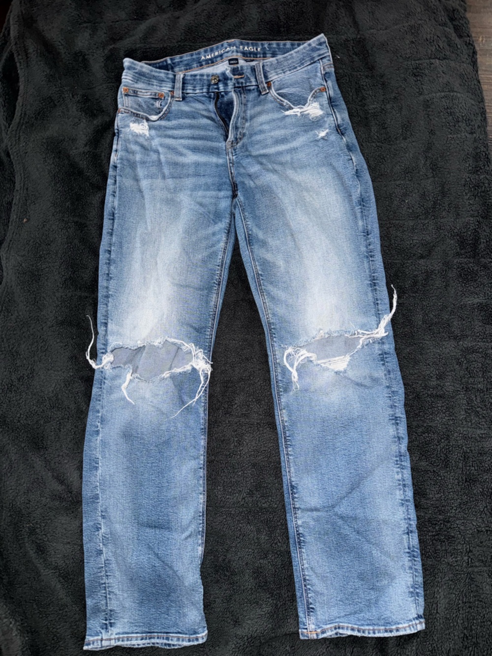 American Eagle Outfitters Light Blue Distressed Skinny Jeans